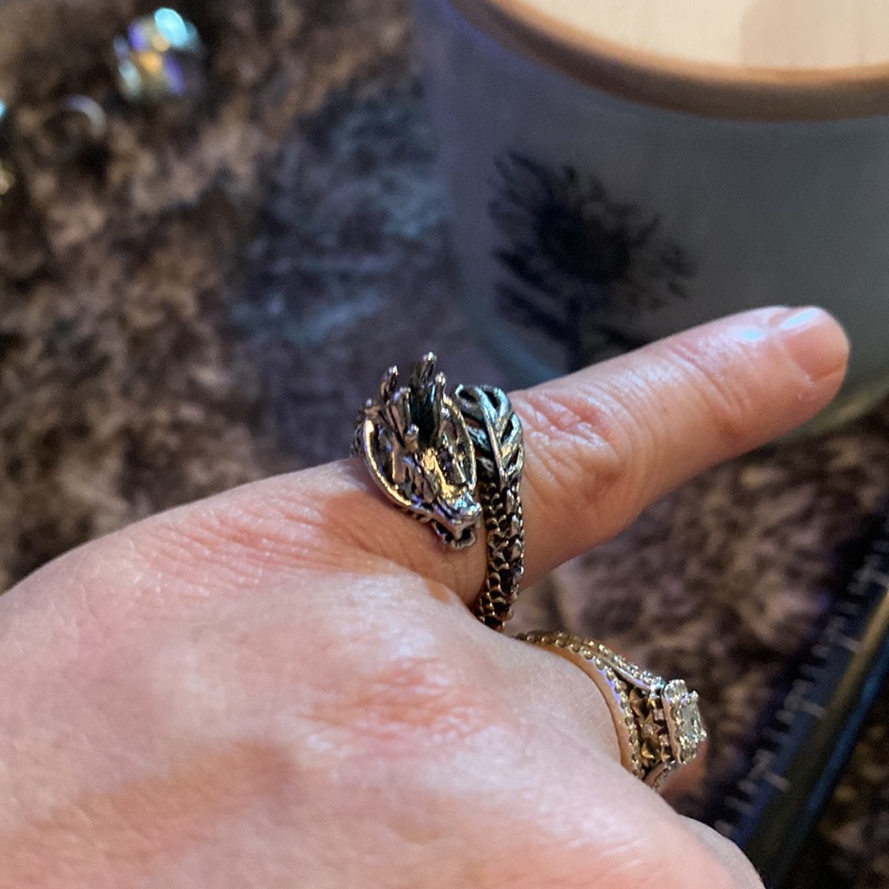 NWOT Adjustable Ring - Picture 4 of 6